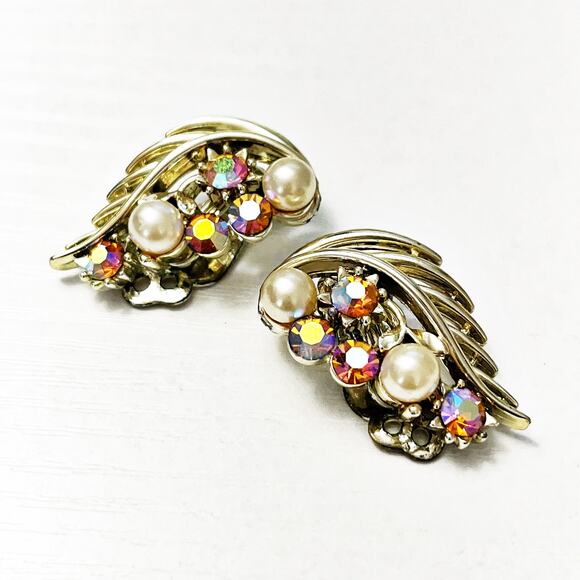 Lisner Mid Century Vintage Aurora Borealis Clip Earrings - Picture 1 of 4